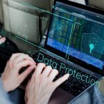 business-poeple-using-laptop-economic-financial