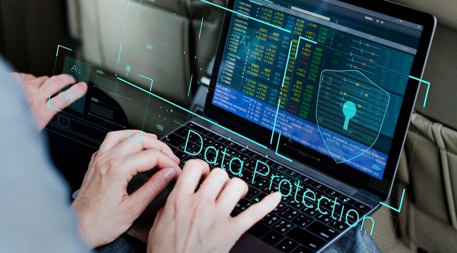 business-poeple-using-laptop-economic-financial